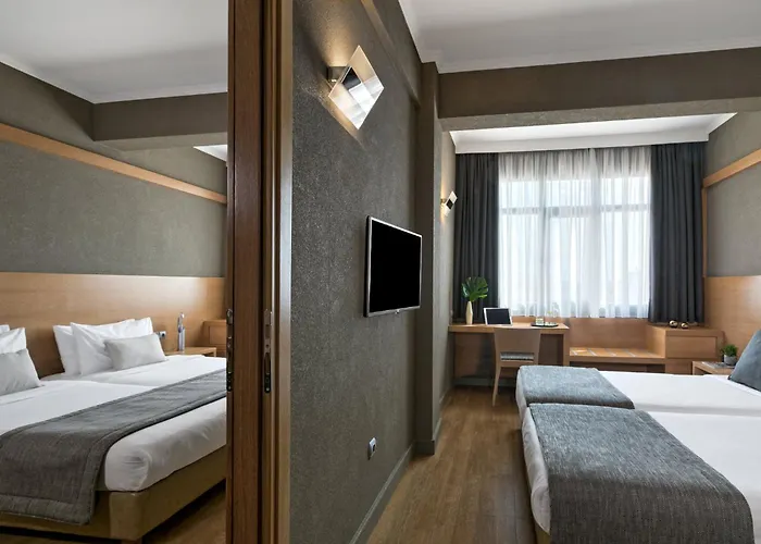 Porto Palace 5*